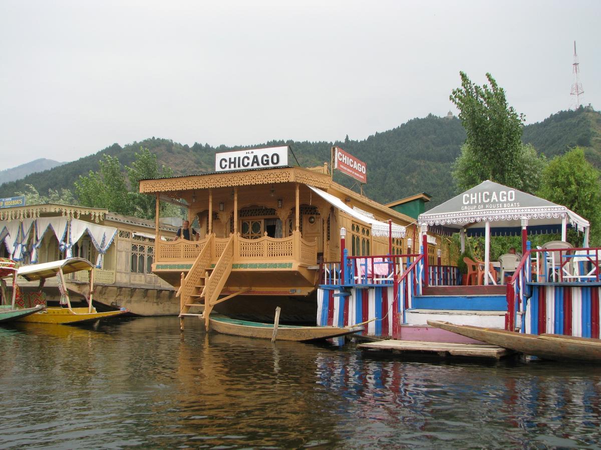 Chicago Group Of Houseboats Hotel Srīnagar Екстериор снимка