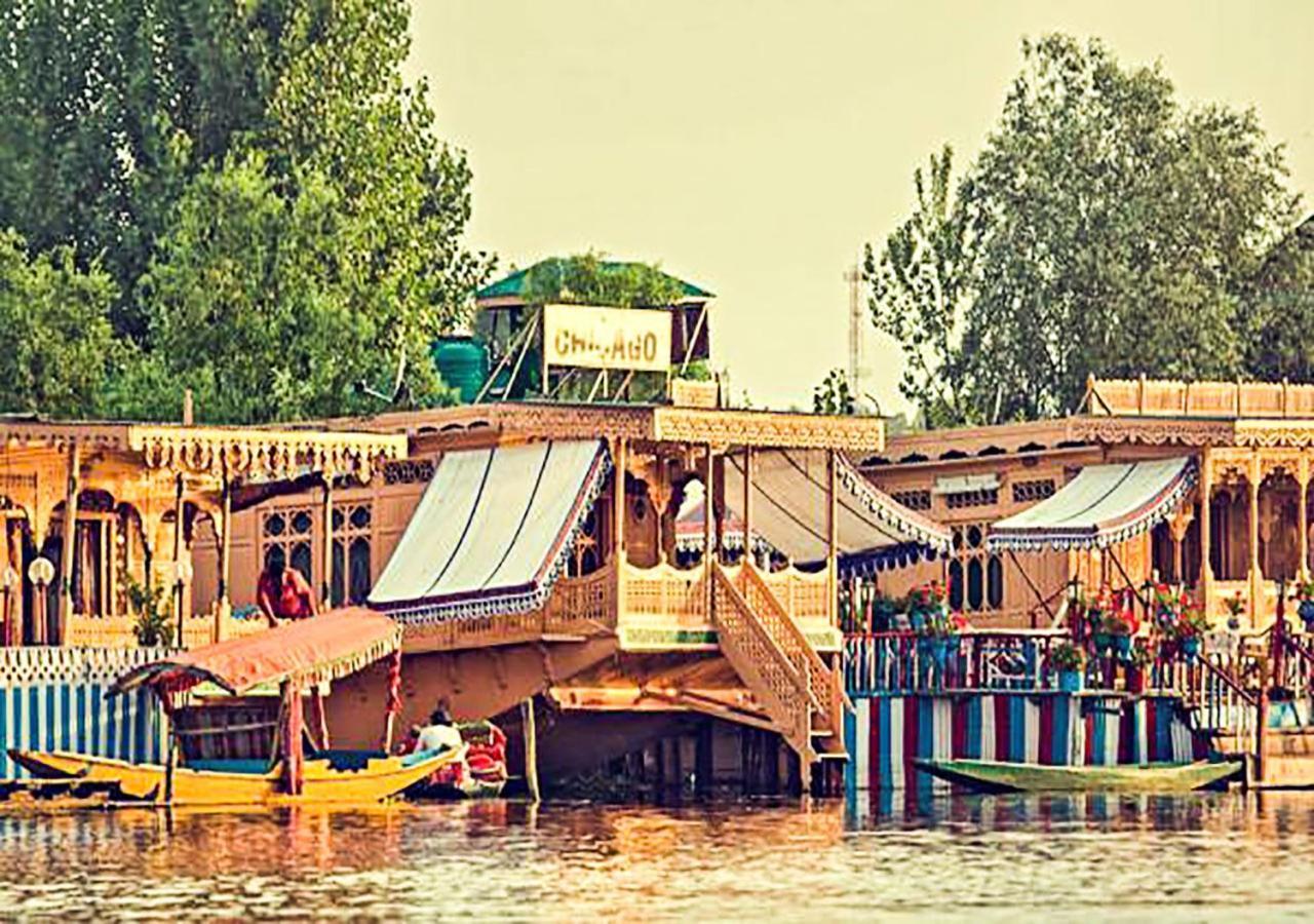 Chicago Group Of Houseboats Hotel Srīnagar Екстериор снимка